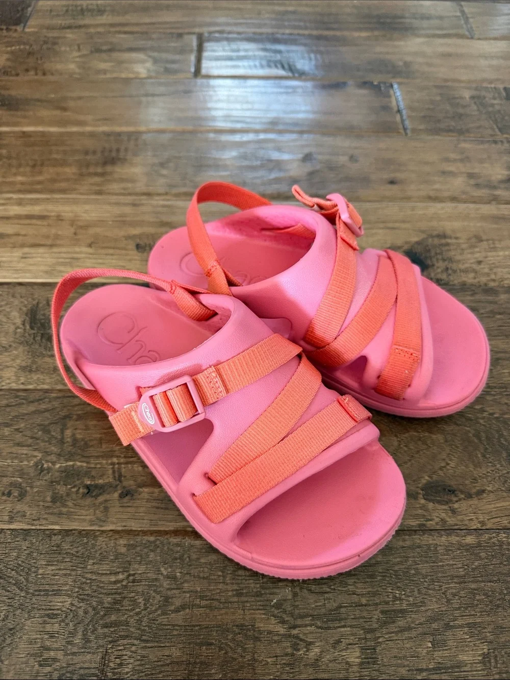 Chaco Girls Sandals in Pink and Coral Orange Size 3